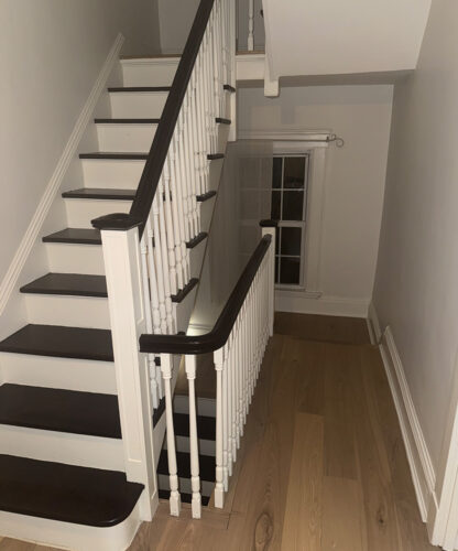 CLEANING_HOME_STAIRS